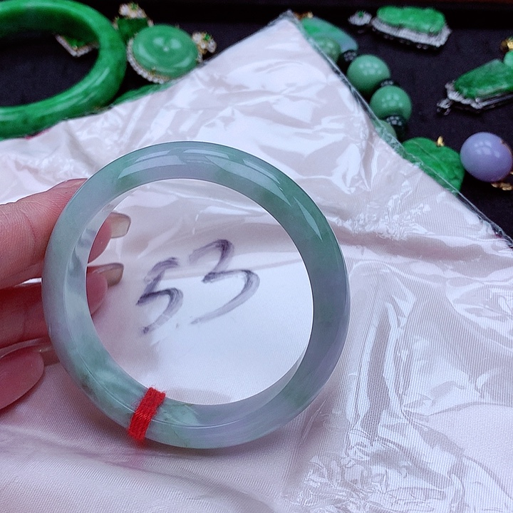 翡翠手镯未镶嵌祥*阁翡翠