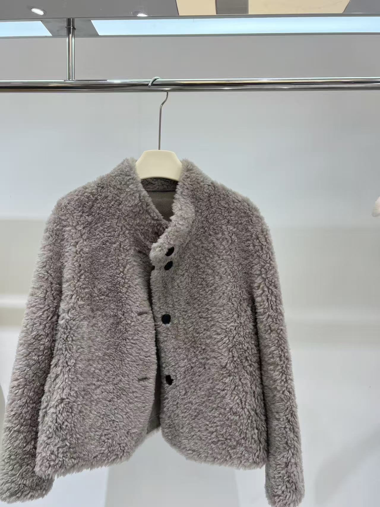 气质拉满立领羊羔毛皮毛一体单排扣女外套上衣