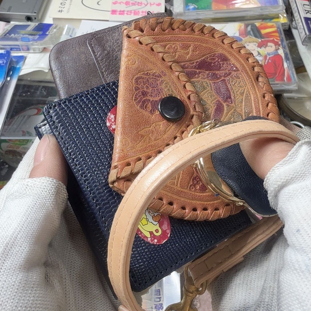 小***森中古商品，瑕疵品，不保好坏。613