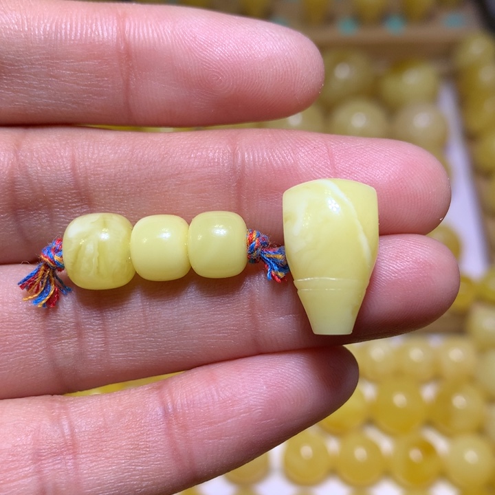 蜜蜡裸石未镶嵌天然俄料浓白花蜜蜡套装8-10.7左右