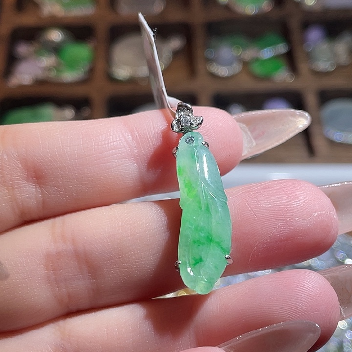 翡翠银S925镶嵌颈饰