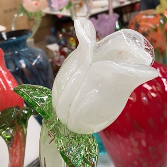 琉璃花瓶高45厘米宽9厘米