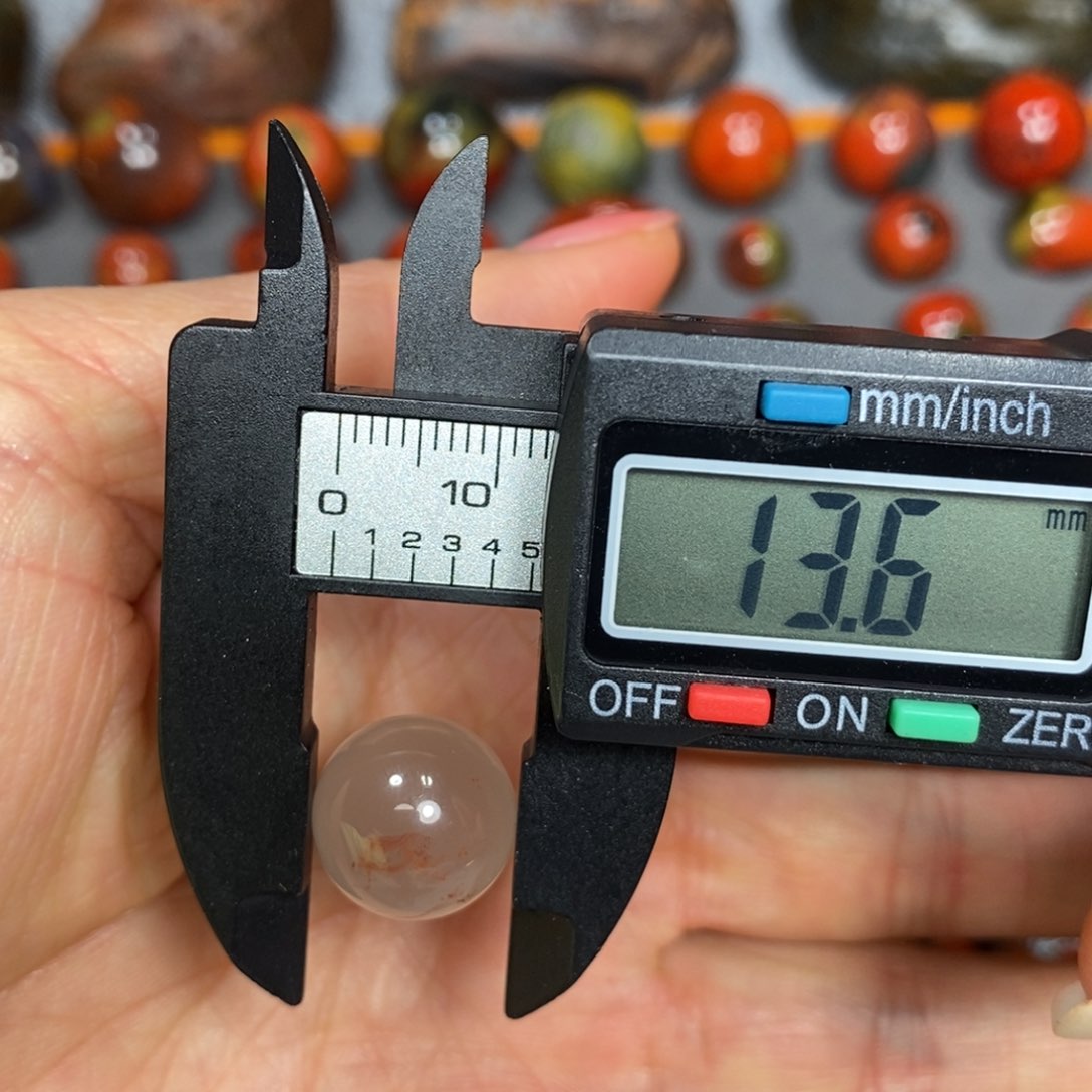 南红玛瑙未镶嵌珠子