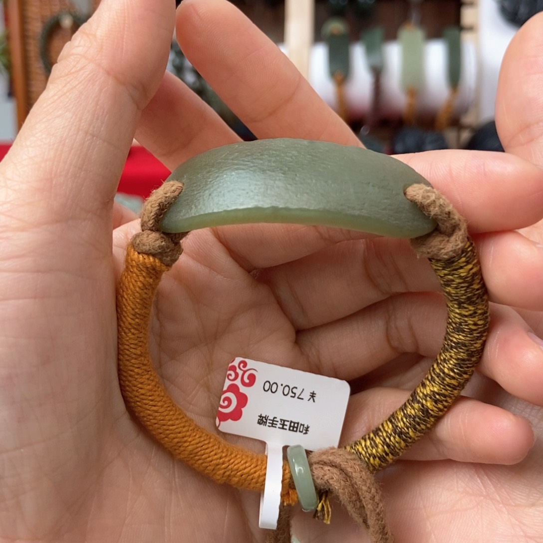 和田玉（糖玉）手绳未镶嵌
