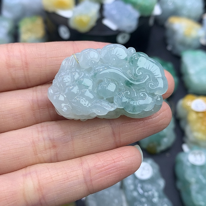 翡翠未镶嵌颈饰天然缅甸A货翡翠貔貅吊坠