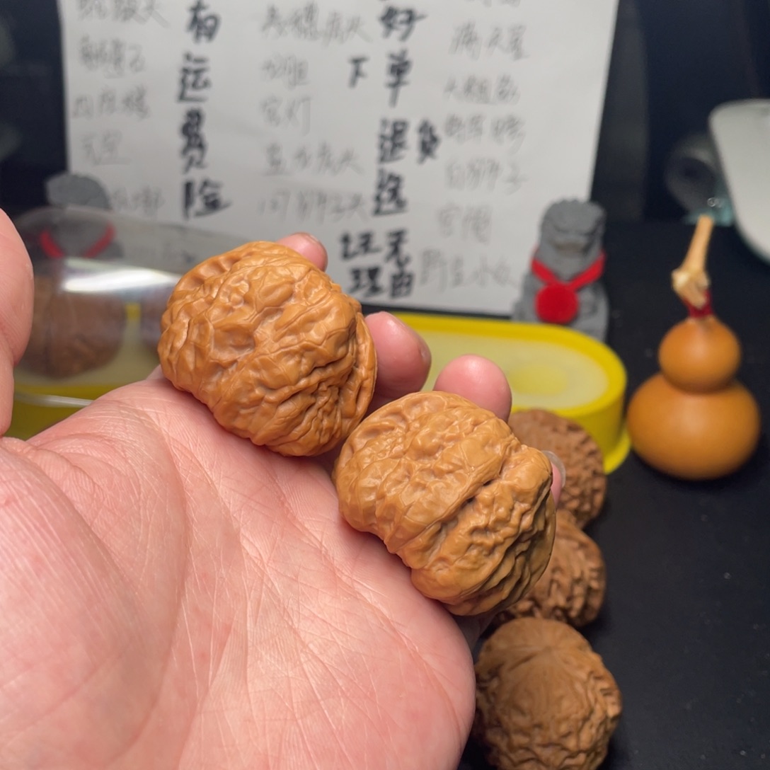 文玩核桃把件边43肚44+蛤蟆头258