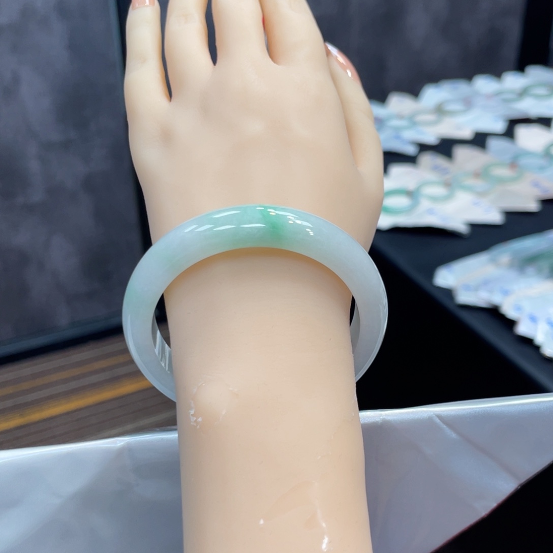 翡翠手镯未镶嵌纯天然缅甸a货翡翠手镯55-57