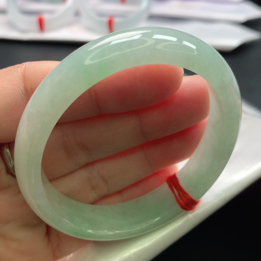 翡翠手镯未镶嵌贵妃53.54