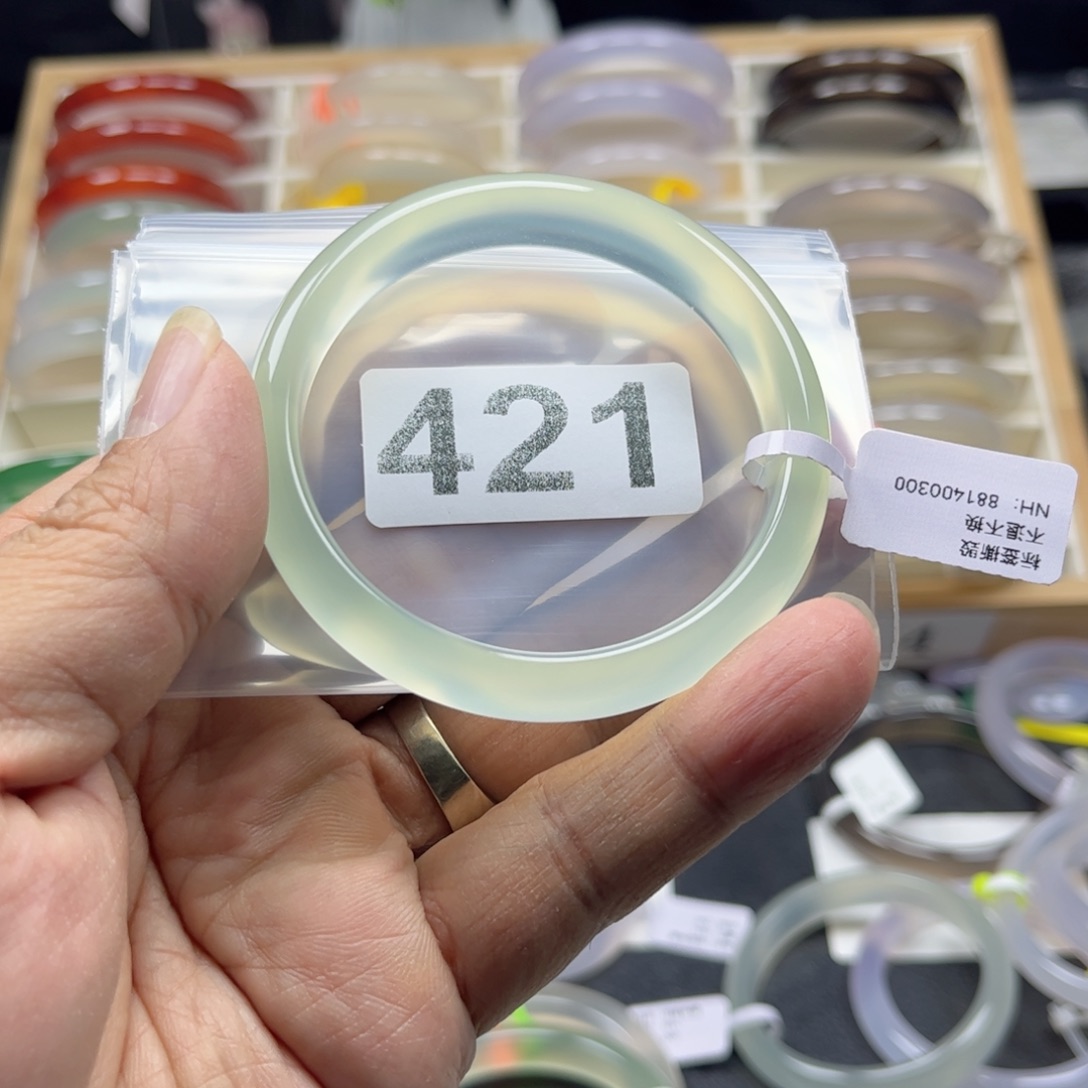 玛瑙/玉髓手镯未镶嵌玉**主