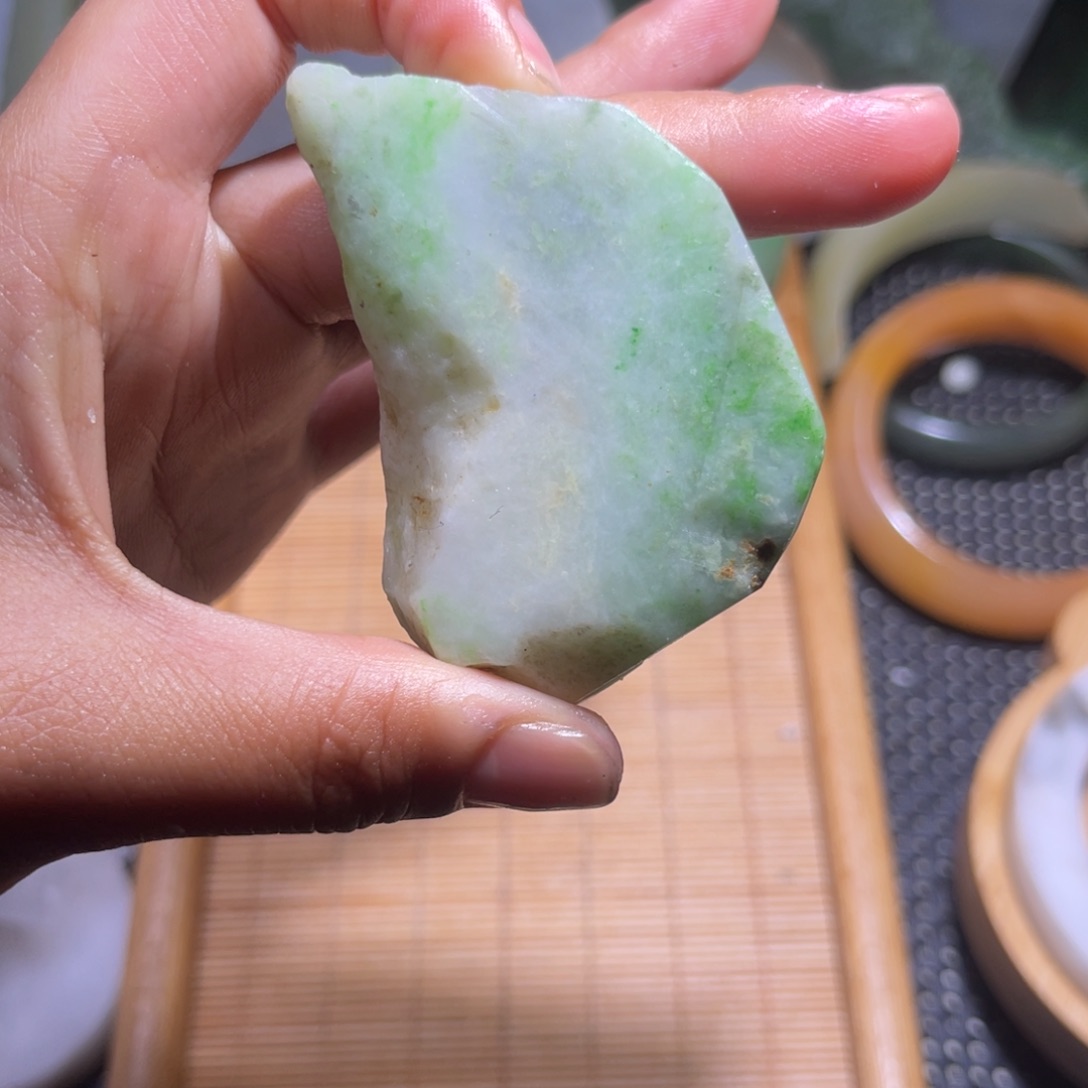 未镶嵌和田玉（糖玉）挂件
