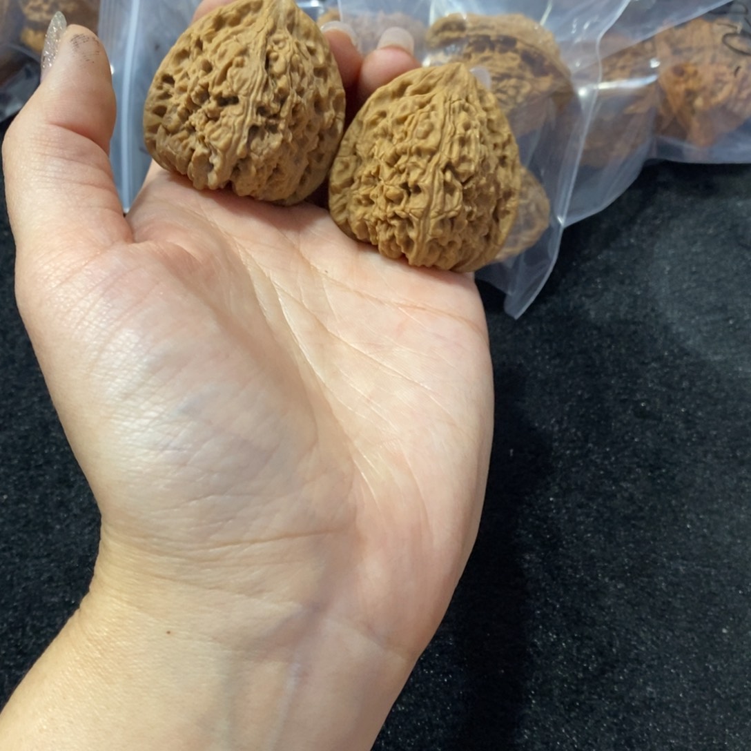 猴头核桃吊坠南疆88