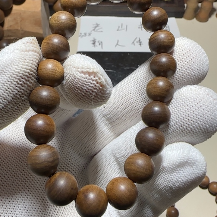 檀香木老山檀香1.0×20黑肉横纹虎皮药香甜凉沉水土埋料