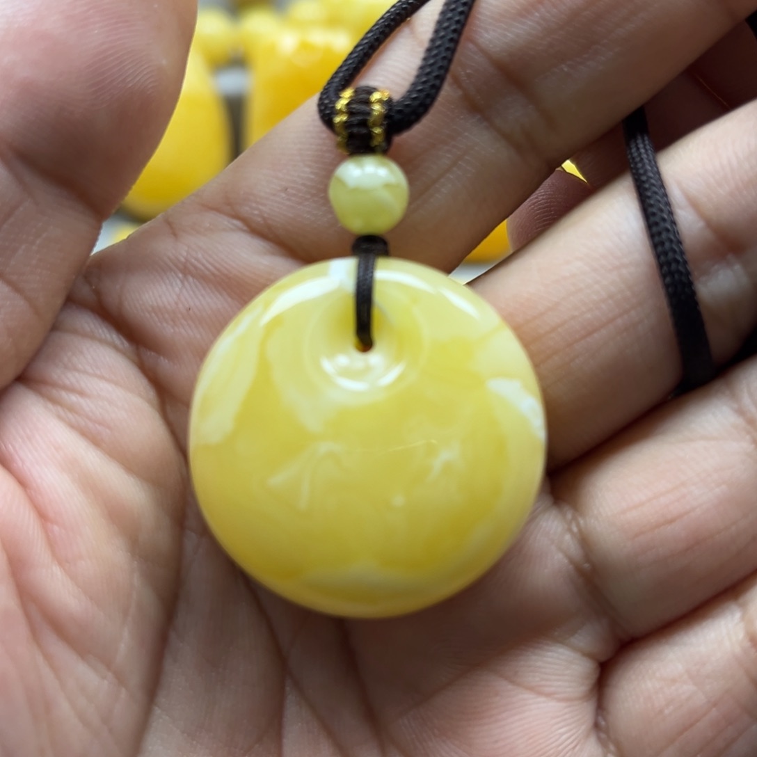 蜜蜡珠宝奇石未镶嵌