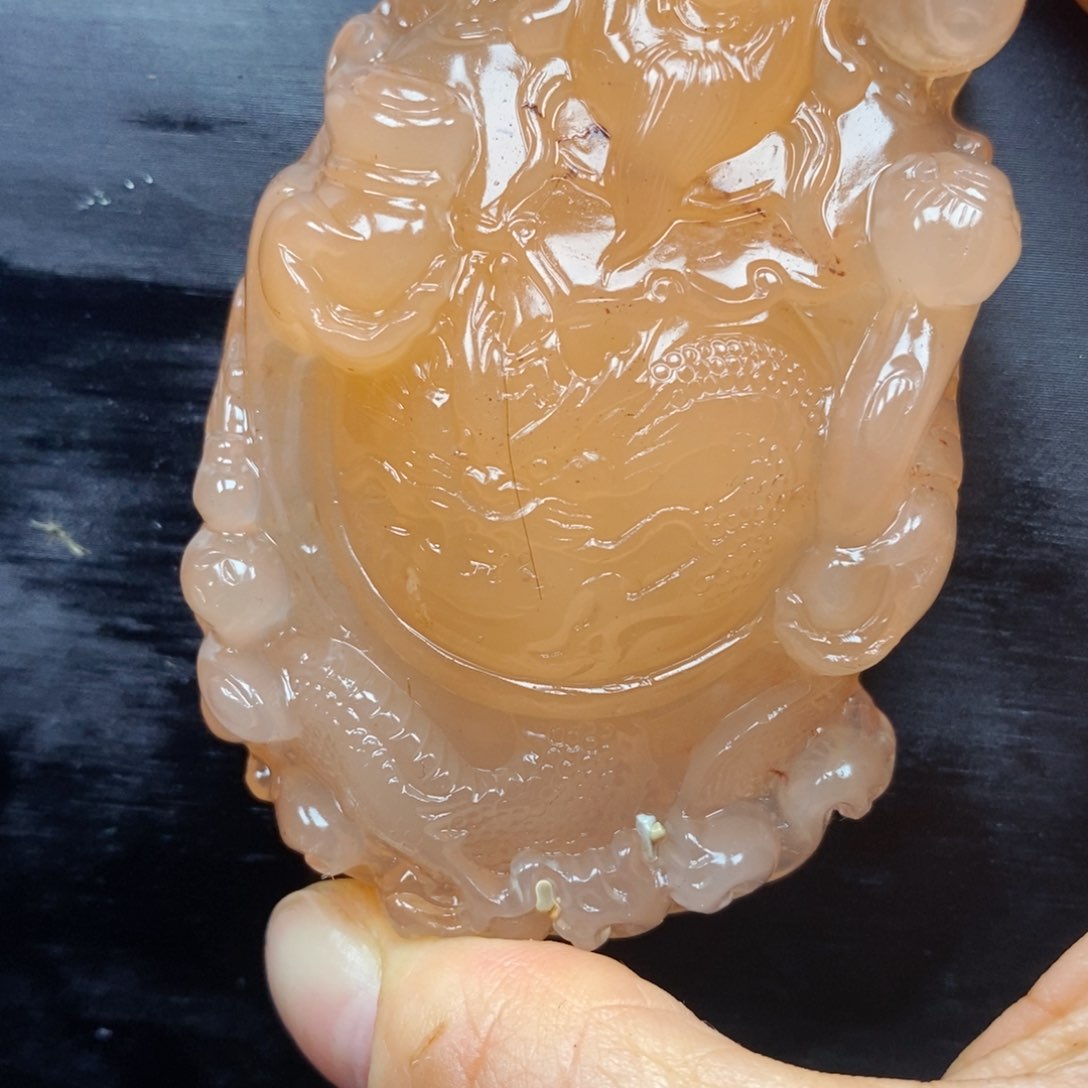 石英质玉（黄龙玉）颈饰未镶嵌
