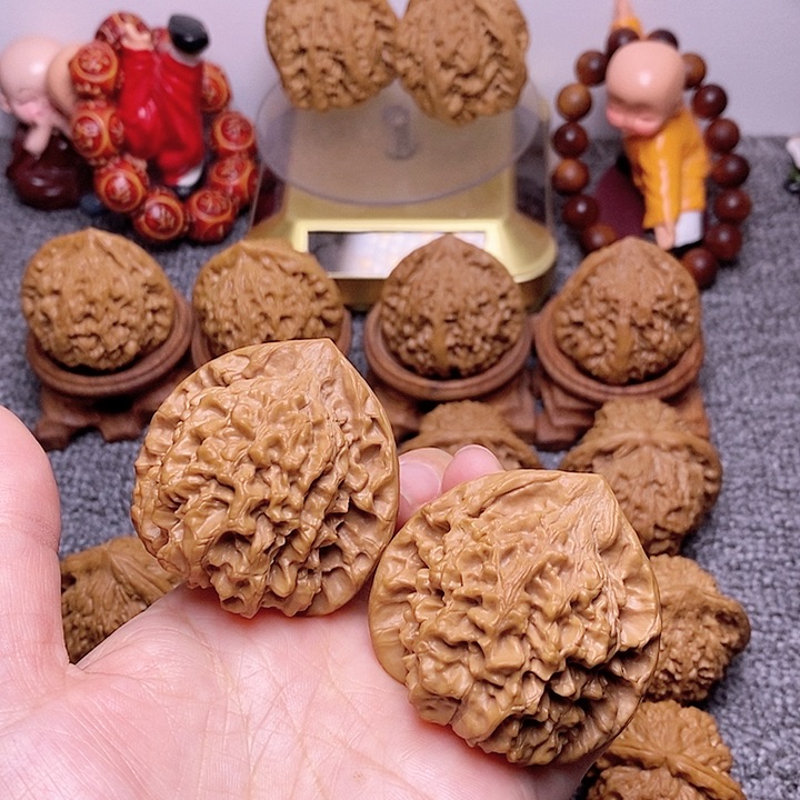 文玩核桃吊坠马**燕48官帽