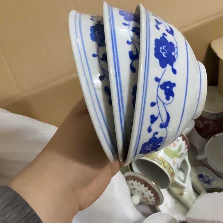 茶盏陶瓷盘子啥都有