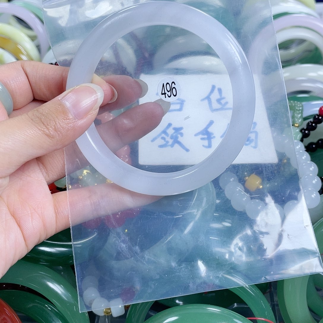 石英质玉手镯未镶嵌62