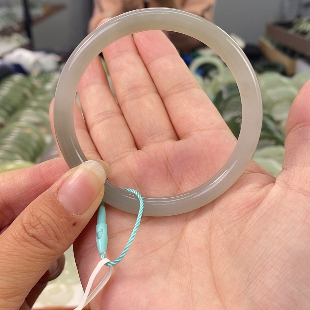 和田玉和田玉手镯55.56未镶嵌