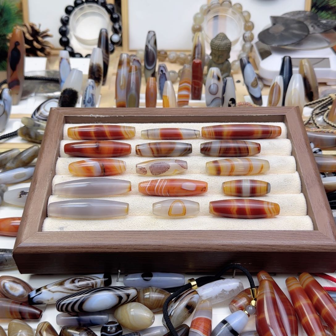 玛瑙/玉髓颈饰未镶嵌安*