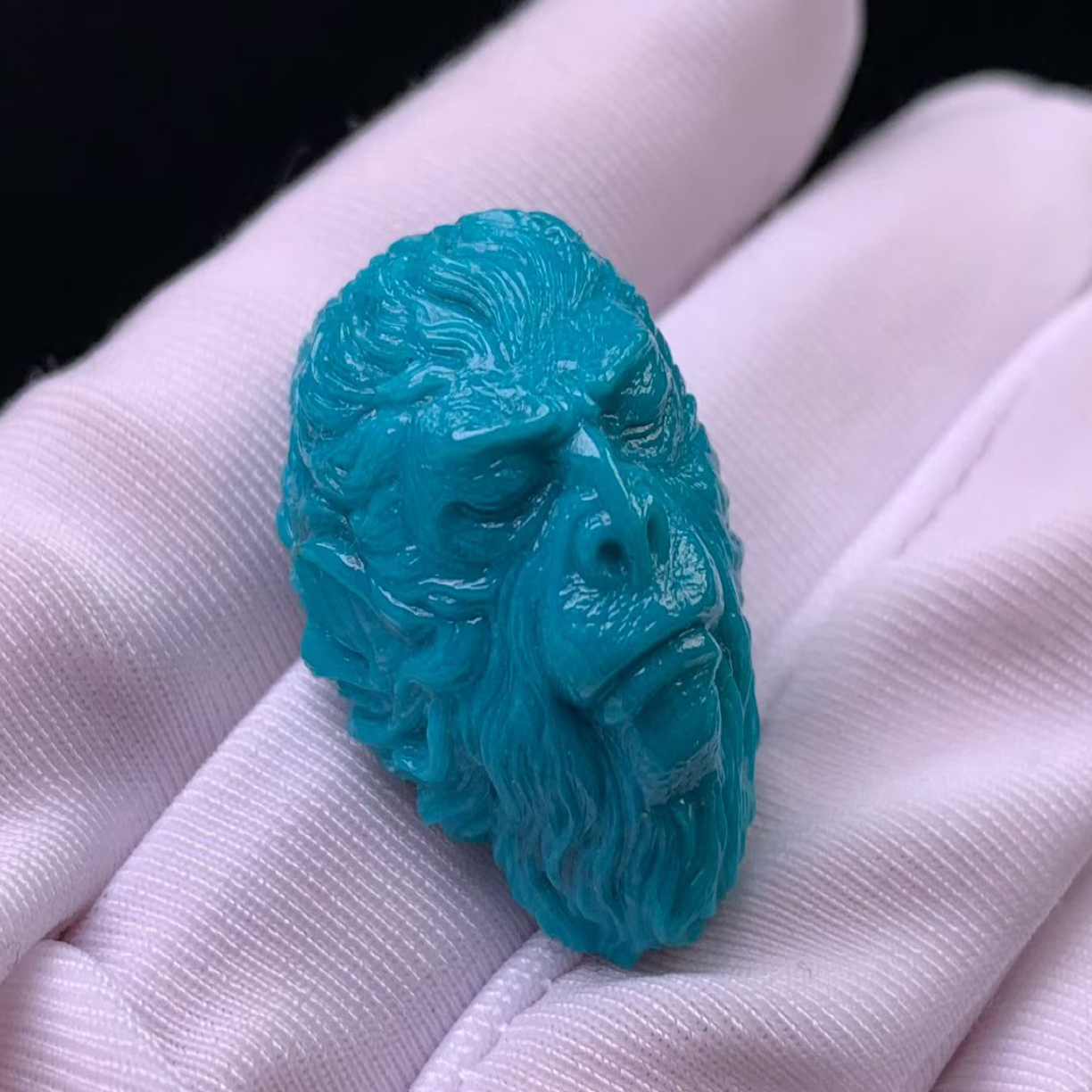 湖北十堰原矿绿松石精品云盖寺高瓷蓝大圣悟空吊坠