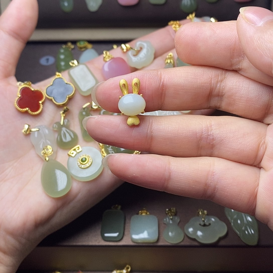 和田玉颈饰银S925镶嵌