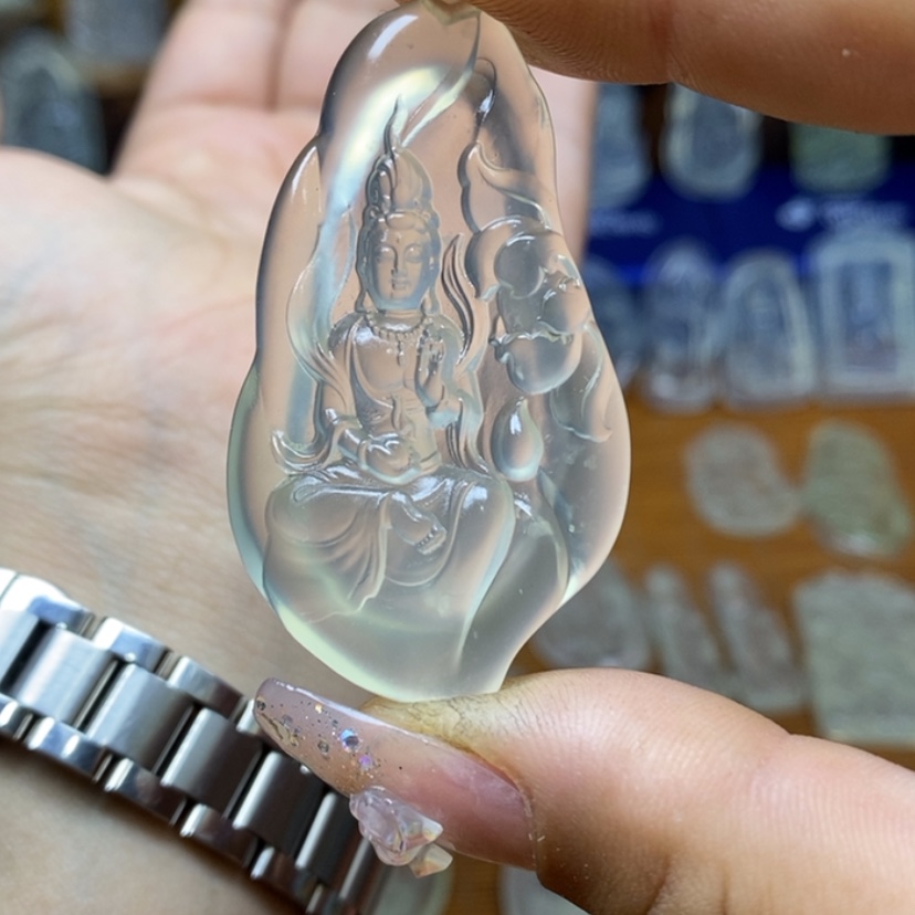 【闪购商品】蛇纹石玉颈饰未镶嵌