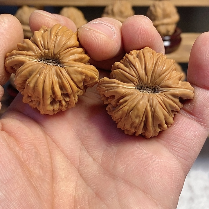 文玩核桃把件精品拱桥四座楼文玩核桃