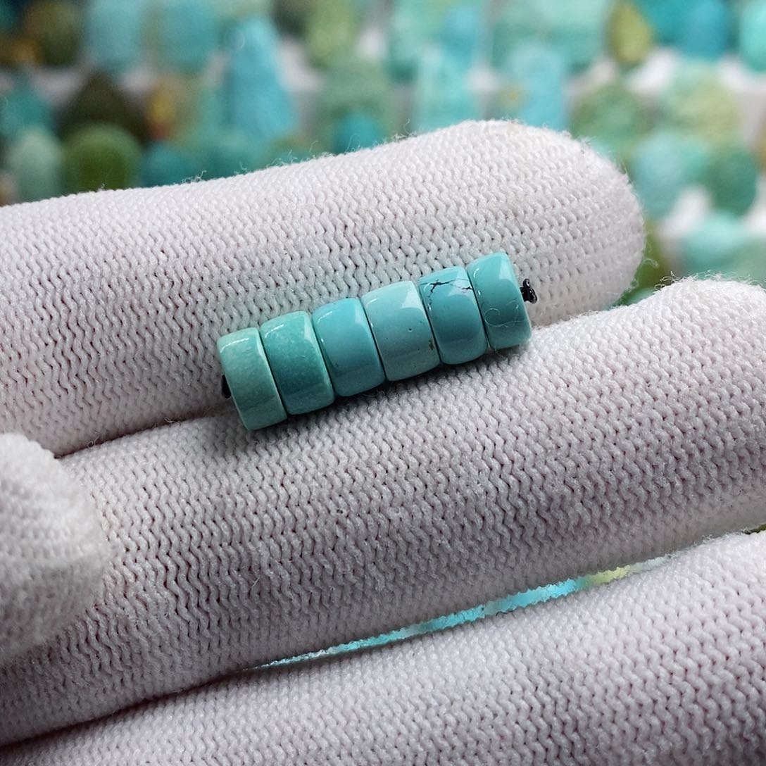 绿松石绿松石未镶嵌