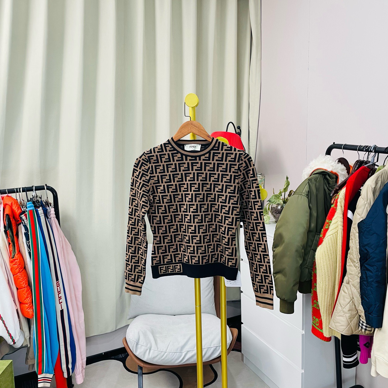 Fendi 棕色满印针织卫衣 公价8900  38码