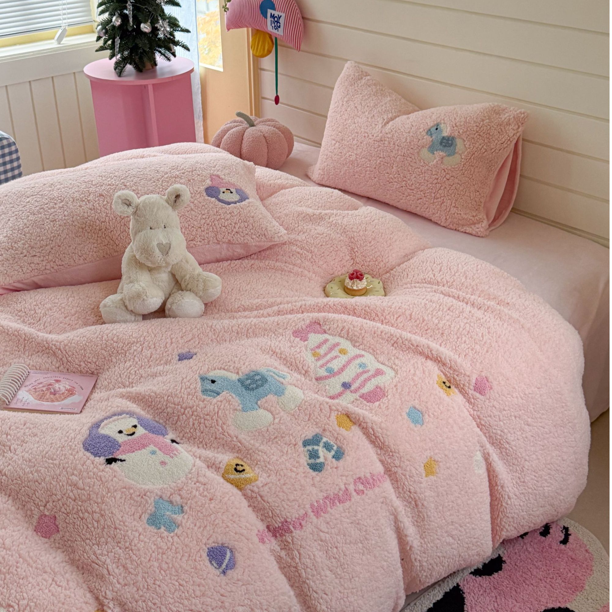 小玲子 玲儿马噗噗 冬季加厚牛奶绒羊羔绒刺绣套件 可爱卡通款