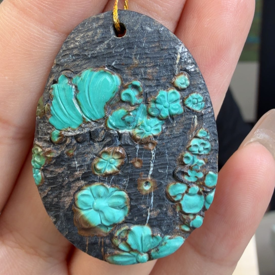 绿松石未镶嵌珠宝奇石