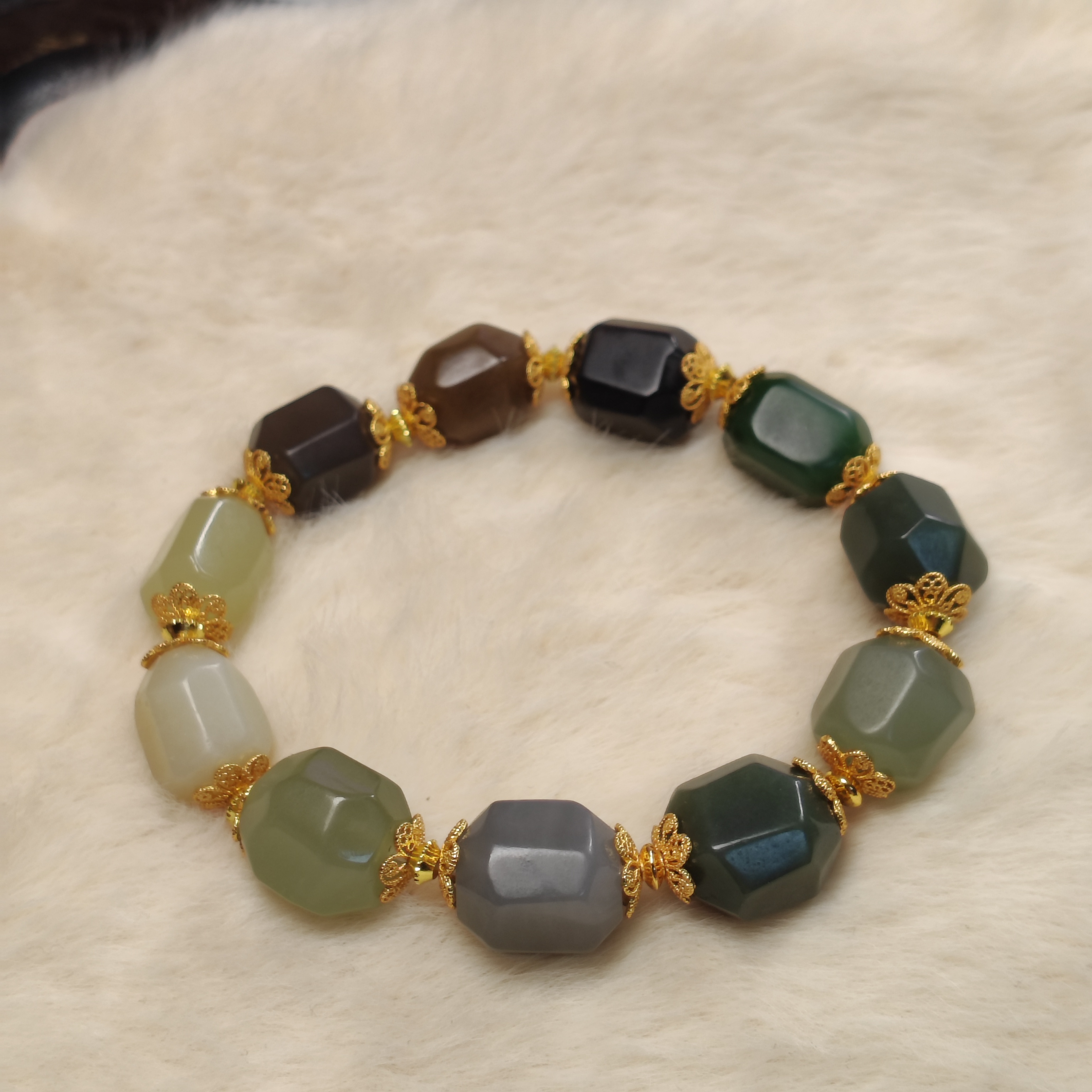 【随心】和田玉随型油膏料手串