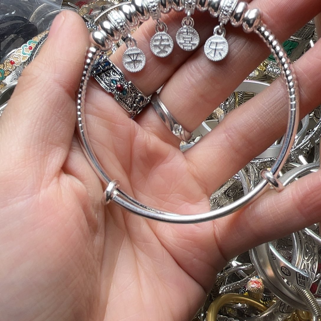 足银时尚潮流手镯