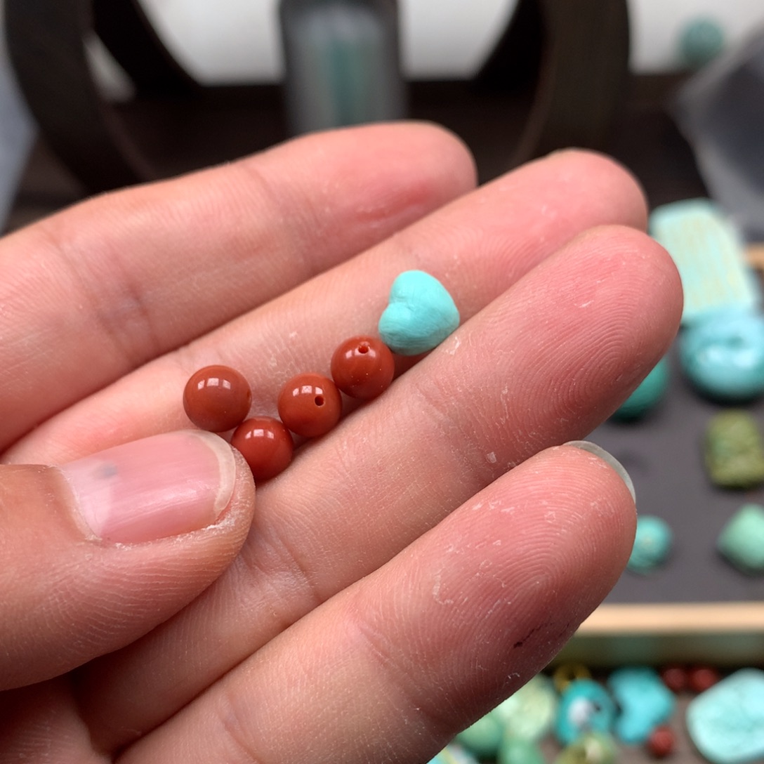 南红玛瑙雕刻未镶嵌