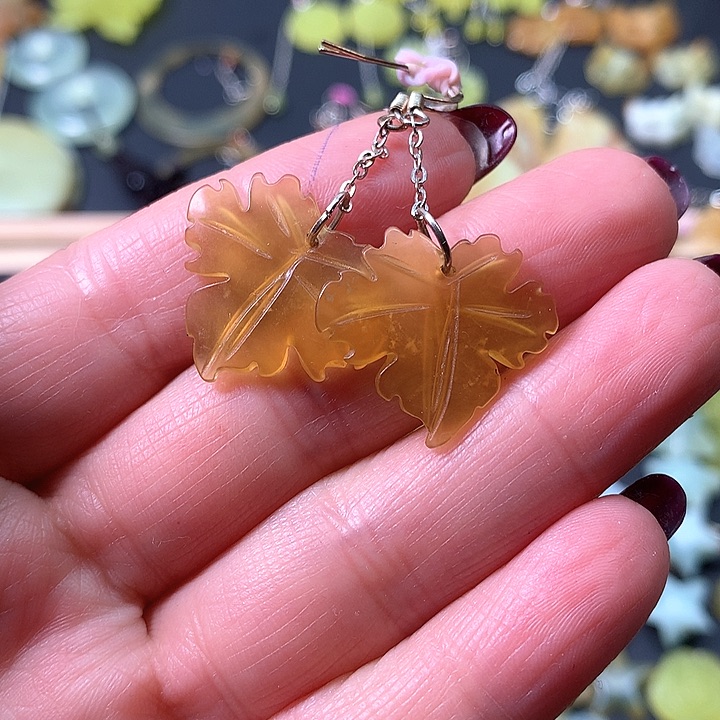 蛇纹石玉耳环未镶嵌?****…