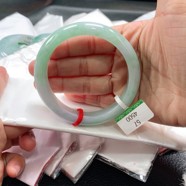 翡翠手镯未镶嵌57585758