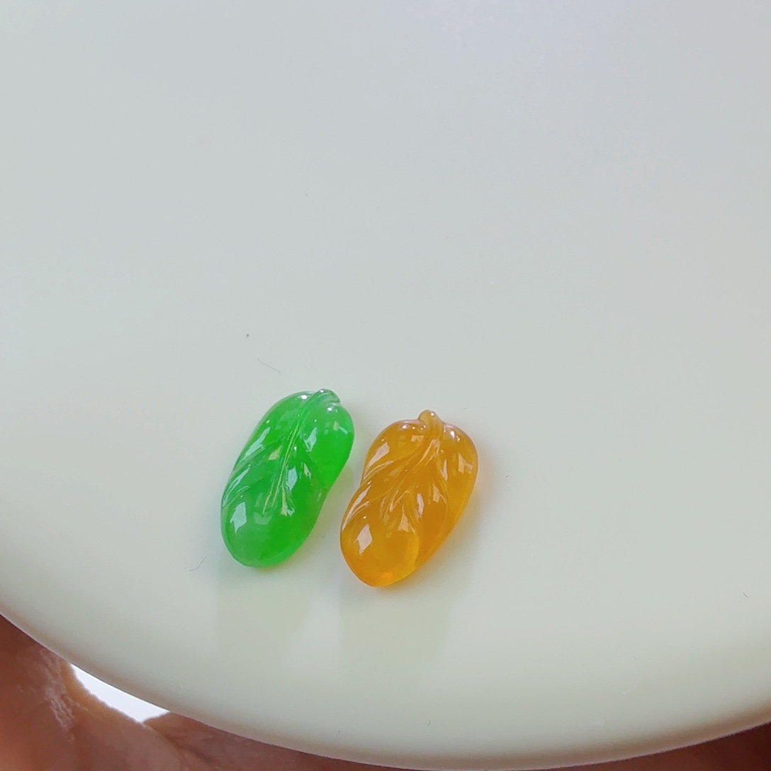 翡翠散珠叶子一对