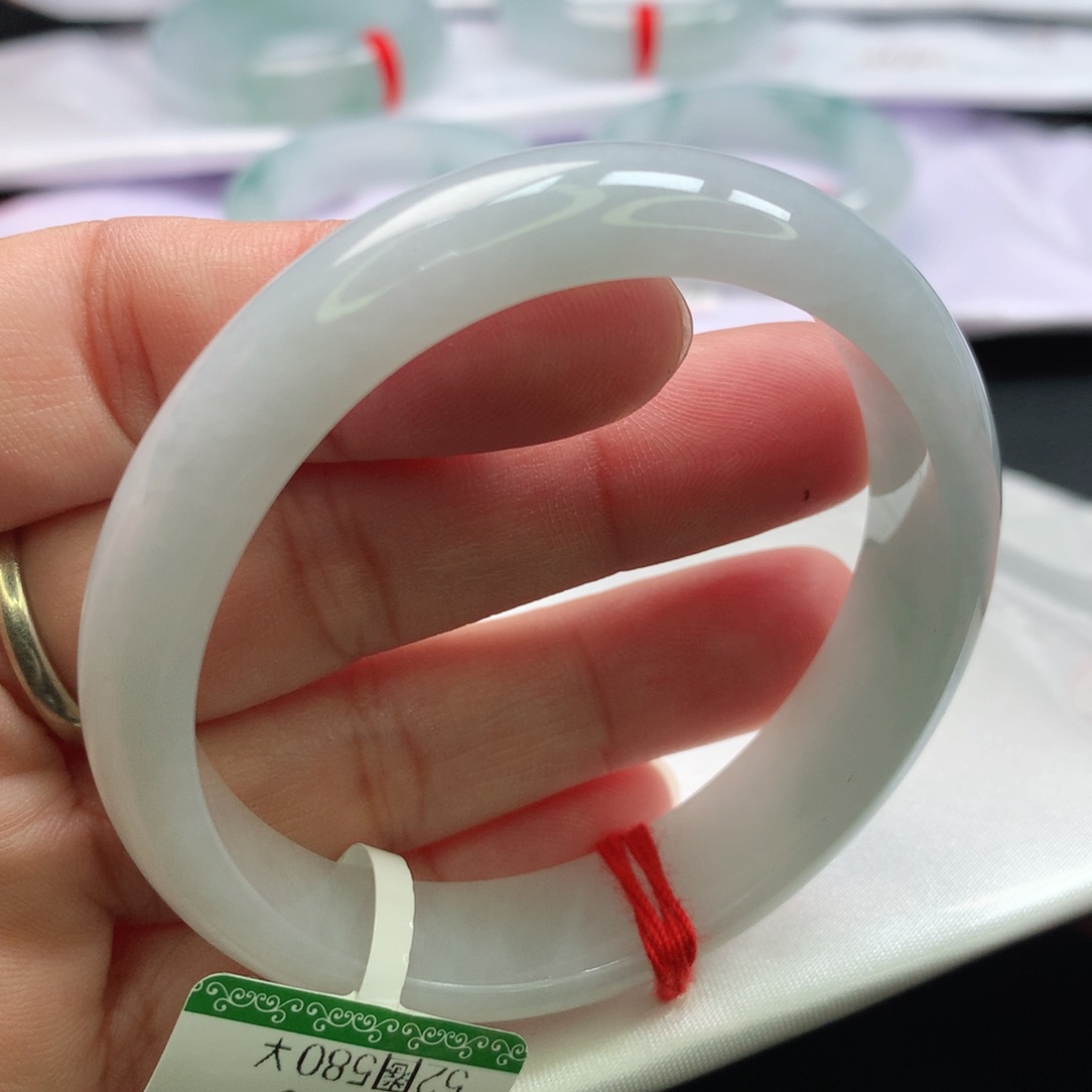 翡翠手镯未镶嵌贵妃51.52