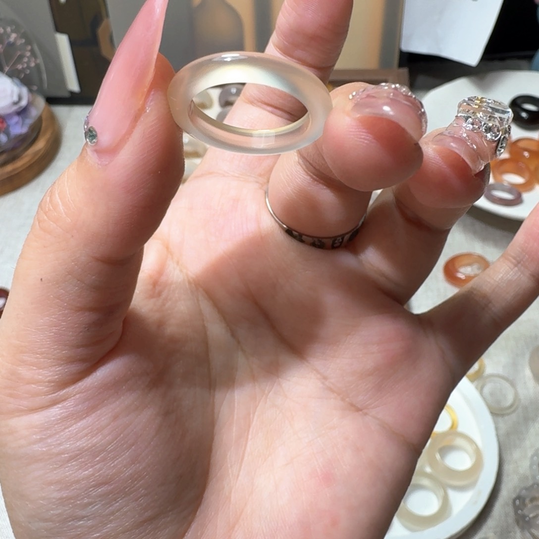 未镶嵌戒指玛瑙/玉髓632港12