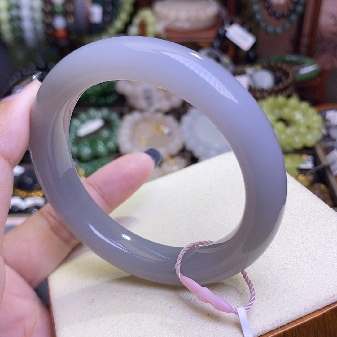 和田玉未镶嵌颈饰烟紫老矿料收藏毕业级手镯57.5