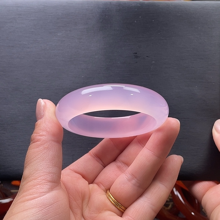 玛瑙/玉髓未镶嵌手镯52.6