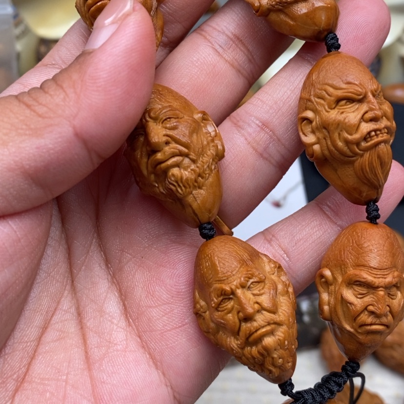 【闪购商品】橄榄核吊坠꧁****꧂橄榄手工雕刻工艺