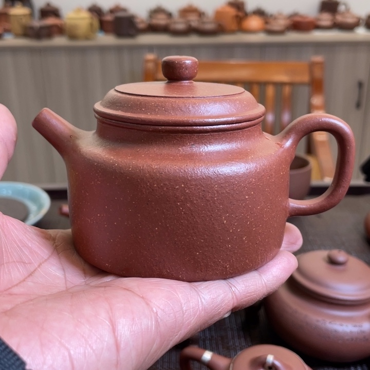 段泥茶壶降坡210毫升