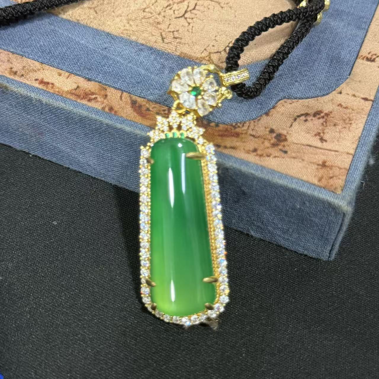 【百世璀璨 尽耀光芒】精品时尚吊坠KC170