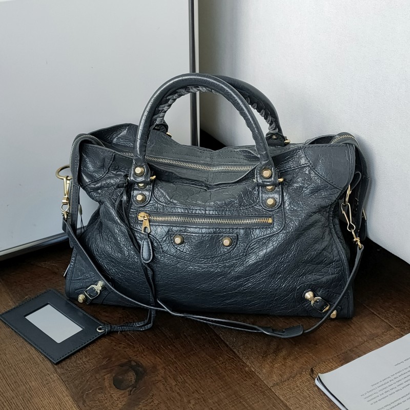 95新 Balenciaga/巴黎世家 深灰色油蜡皮金钉机车中号单肩包53055
