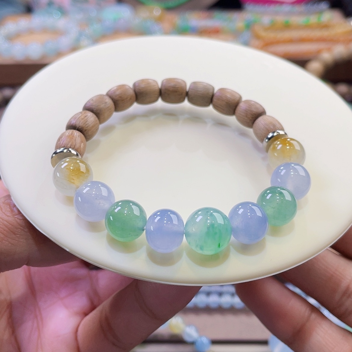 【闪购商品】翡翠颈饰未镶嵌三彩