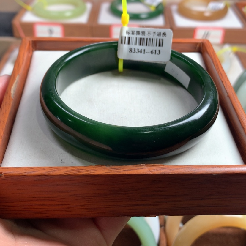 【闪购商品】和田玉手镯未镶嵌60.5