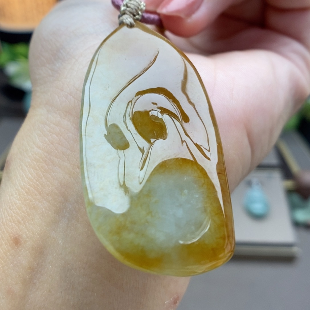 翡翠未镶嵌颈饰吊坠35