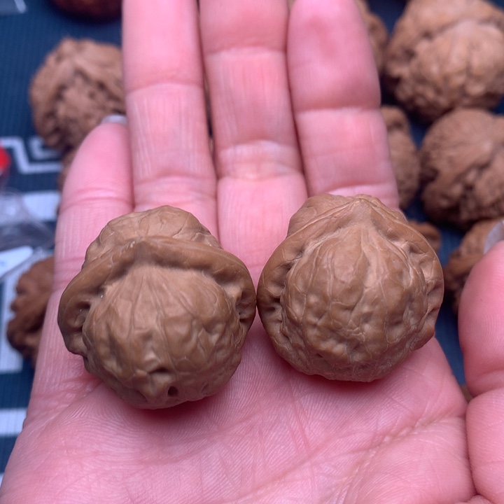 文玩核桃吊坠古蟾