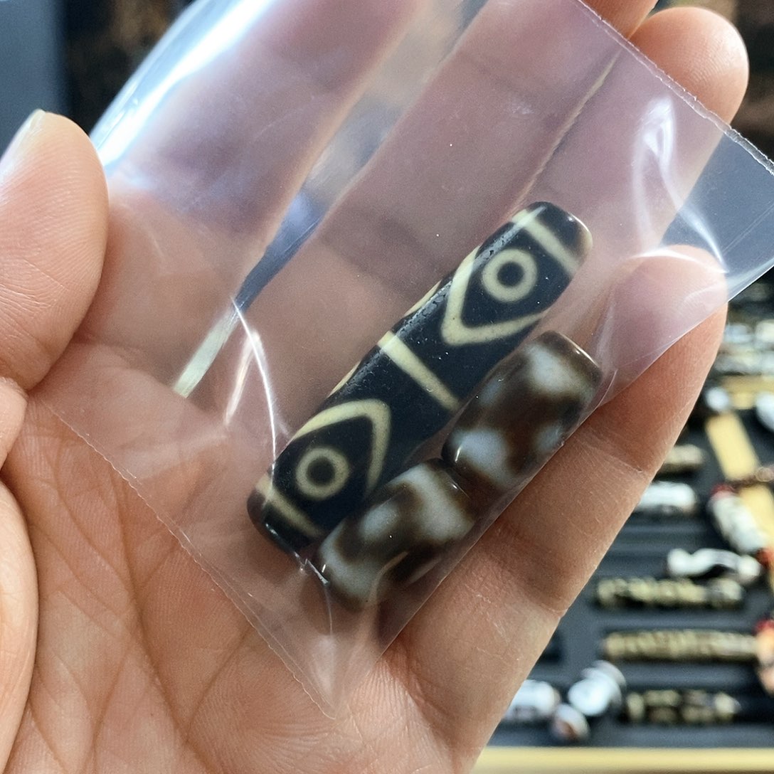 琉璃颈饰重**美金刚水纹八眼建成